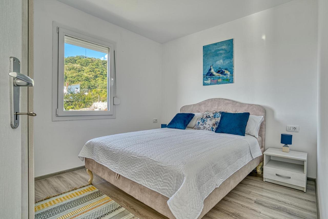 Two Bedroom House With Sea View Maj Бульярица Экстерьер фото