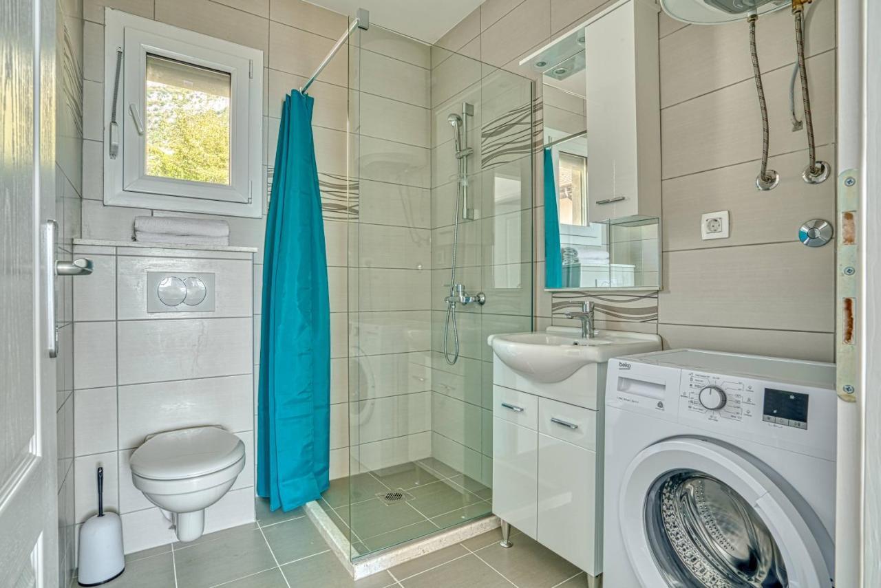 Two Bedroom House With Sea View Maj Бульярица Экстерьер фото